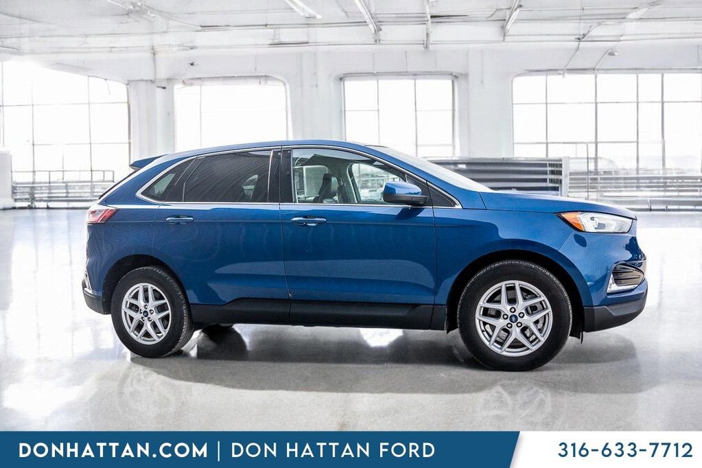 Used 2022 Ford Edge SEL image 32