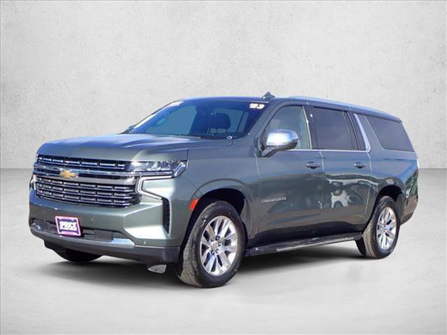 Used 2023 Chevrolet Suburban Premier image 2