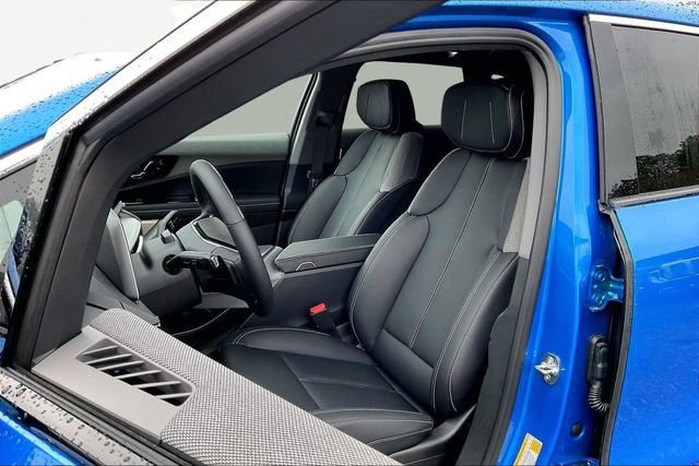 New 2026 Cadillac Optiq Luxury 1 image 10