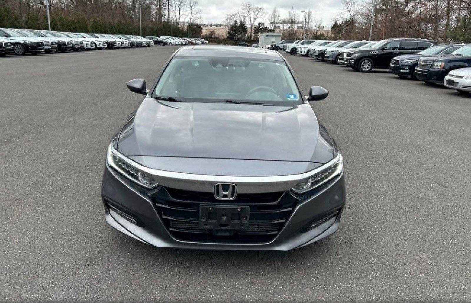 Used 2018 Honda Accord EX image 2