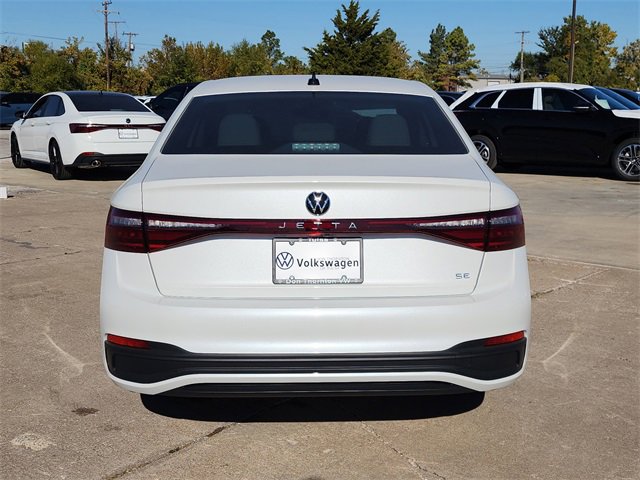 New 2026 Volkswagen Jetta SE image 3