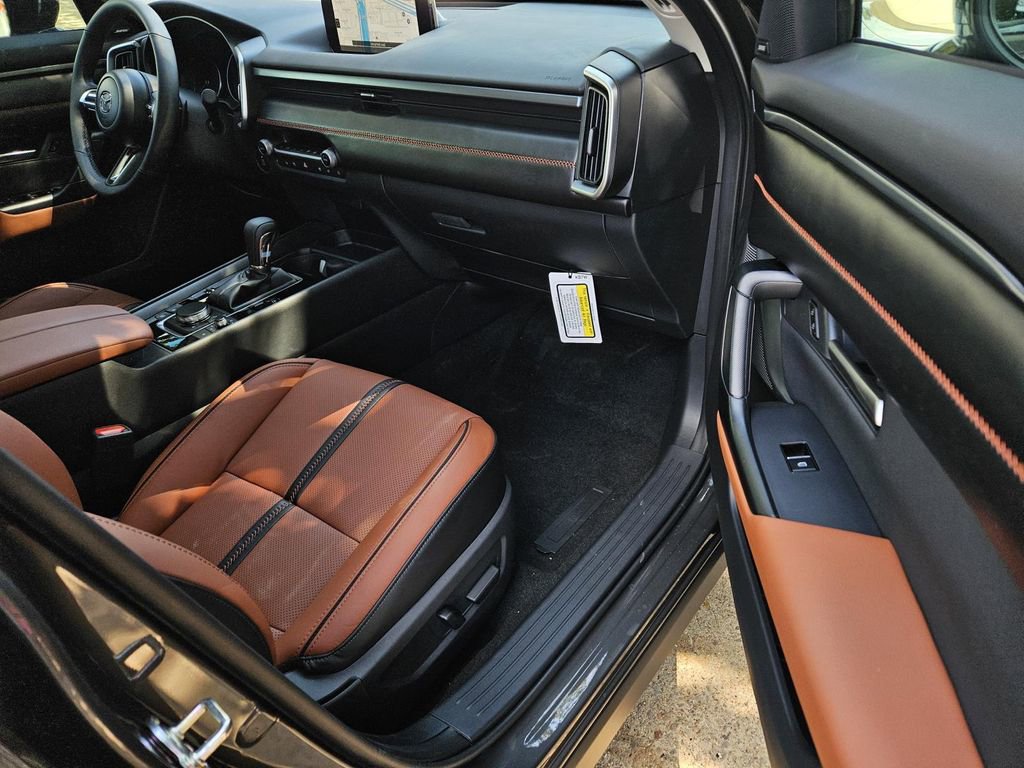 New 2025 MAZDA CX-50 AWD 2.5 Turbo w/ Weather Package image 9