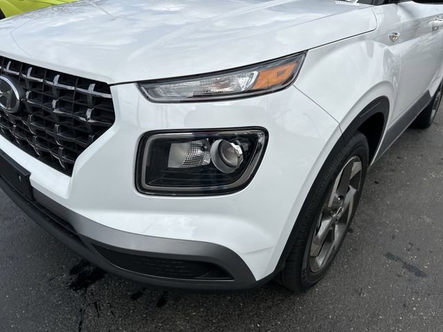 Used 2025 Hyundai Venue SEL image 43