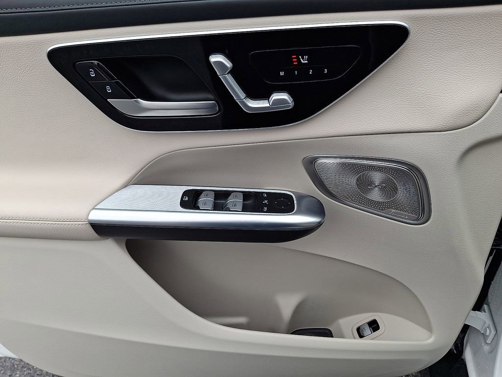 Used 2023 Mercedes-Benz GLC 300 GLC 300 image 15