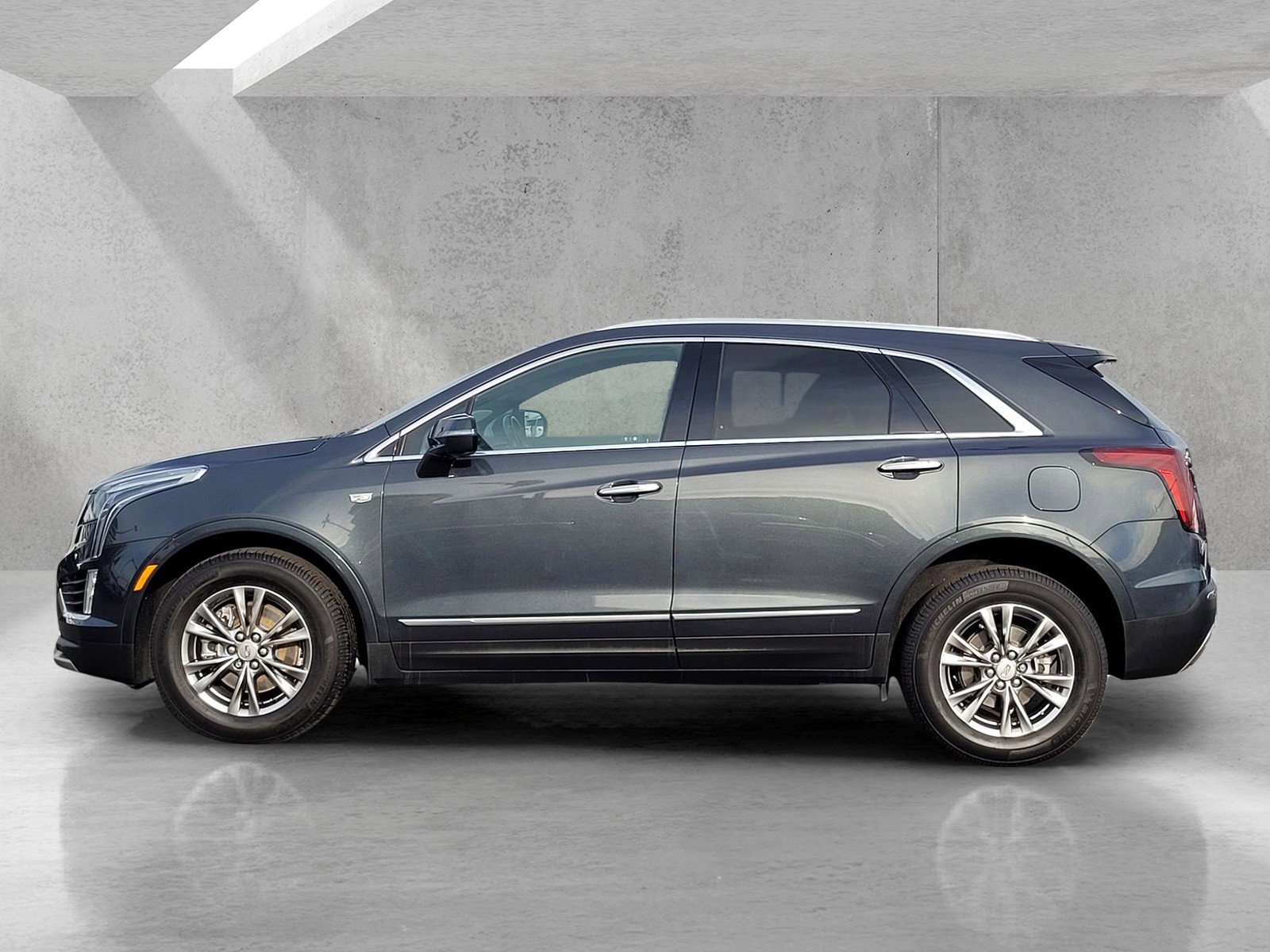 Used 2021 Cadillac XT5 Premium Luxury image 7