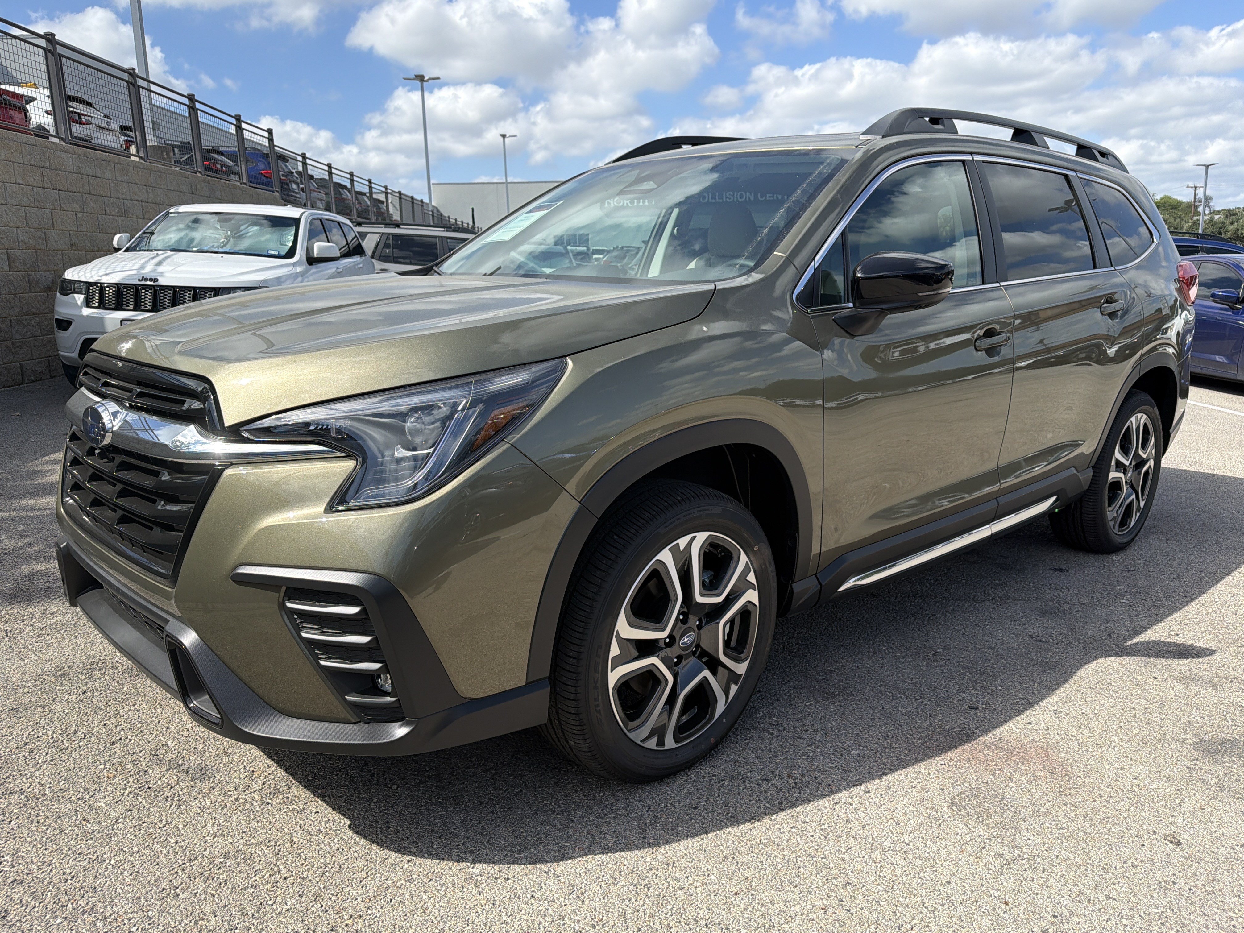 New 2027 Subaru Ascent Limited AWD/4WD image 7