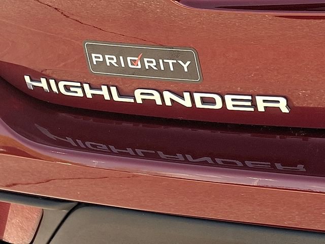 Used 2023 Toyota Highlander XLE image 35