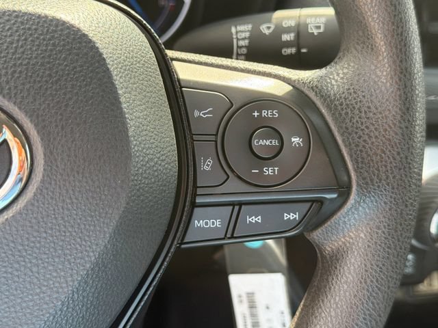 Certified 2025 Toyota RAV4 LE AWD/4WD image 25