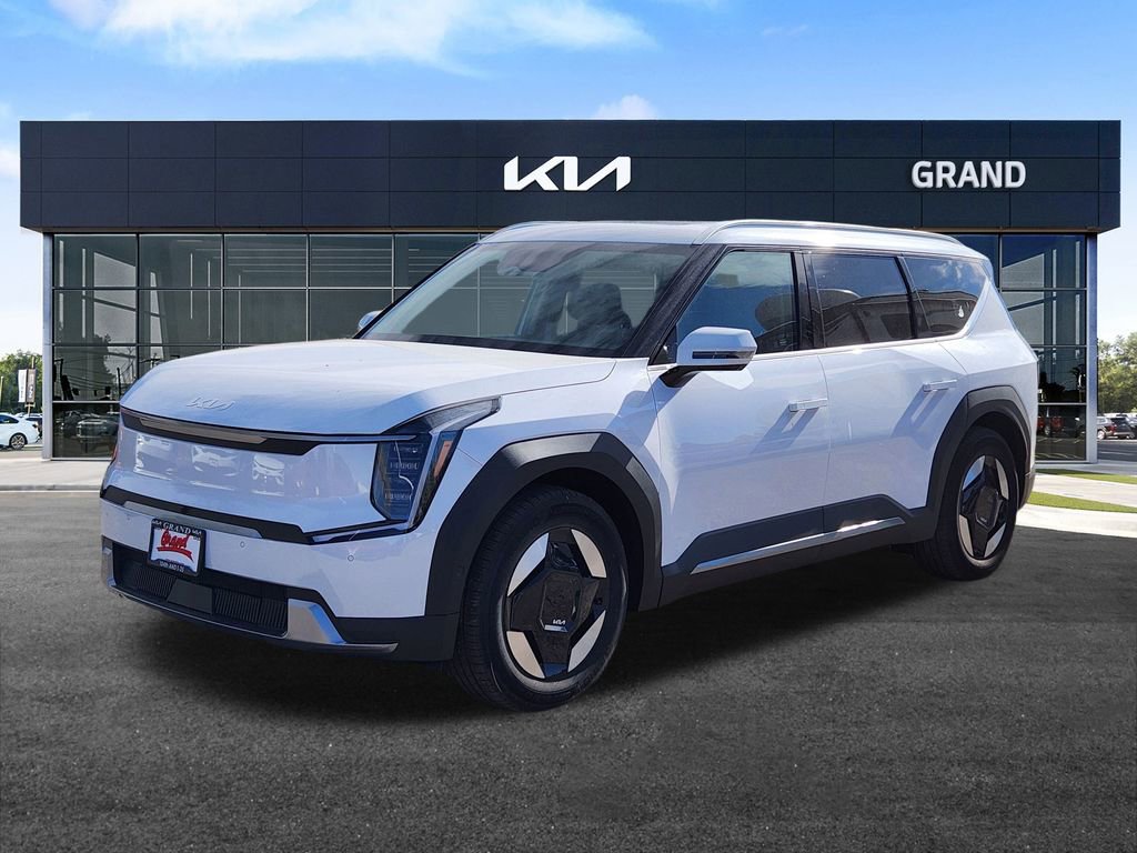New 2026 Kia EV9 Wind image 4