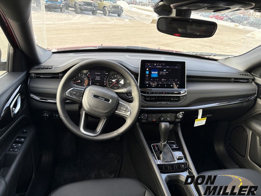 New 2026 Jeep Compass Latitude image 12