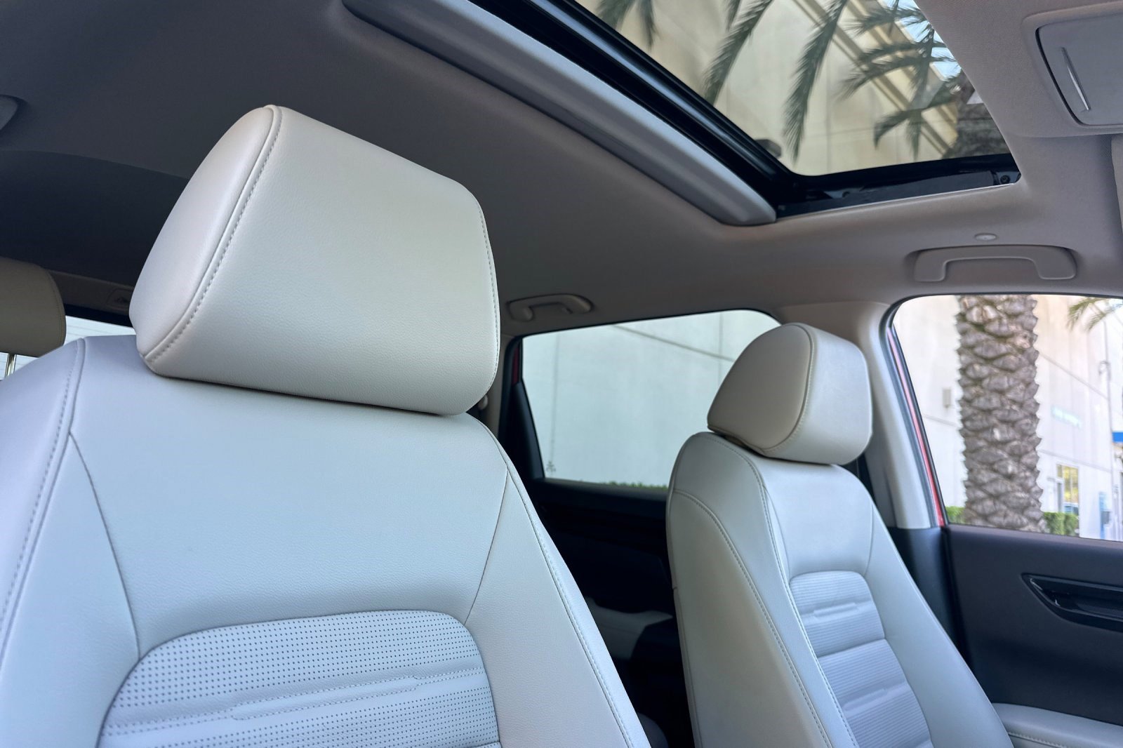 Used 2023 Honda CR-V EX-L image 25