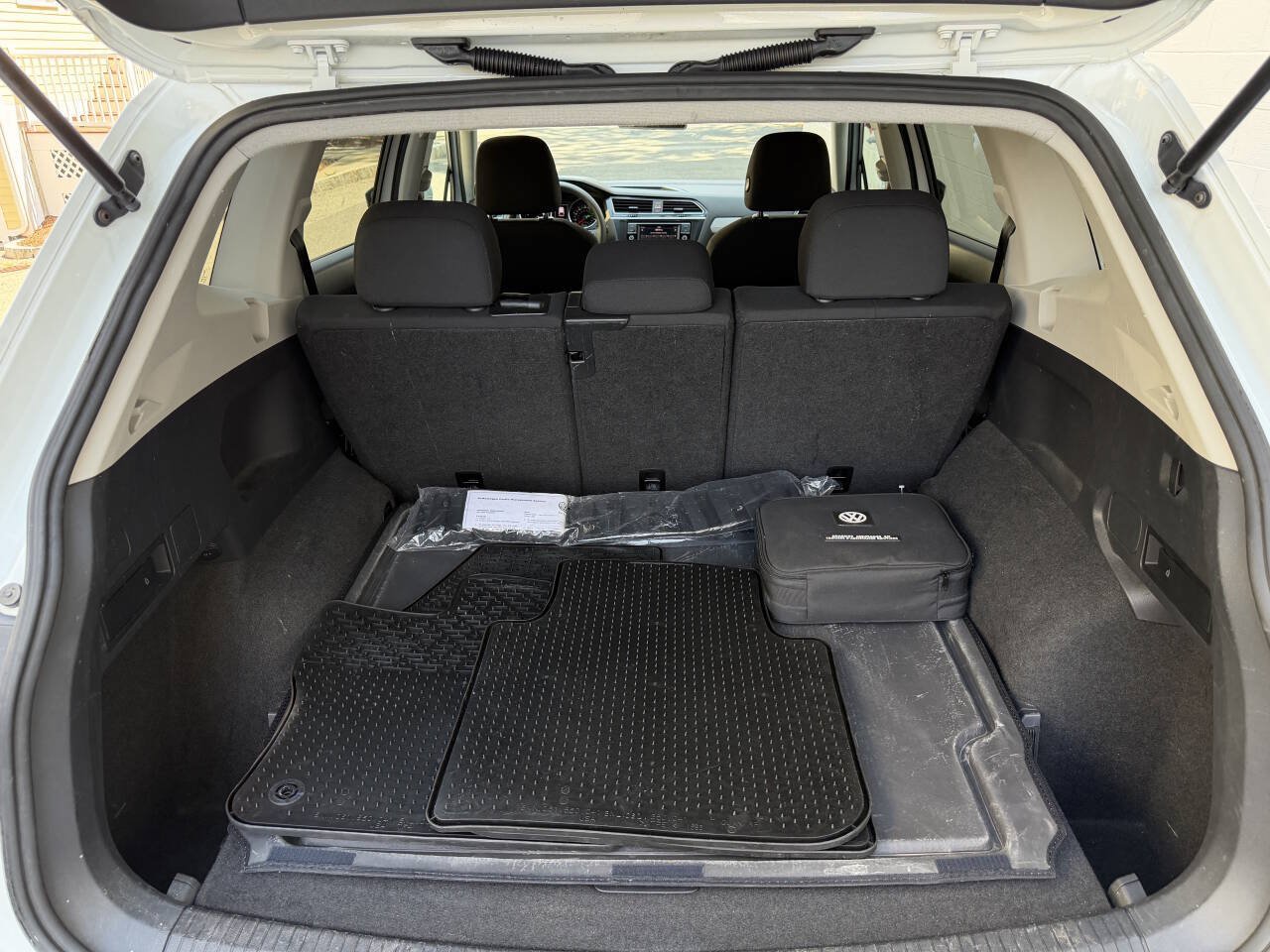 Used 2018 Volkswagen Tiguan S AWD/4WD image 12