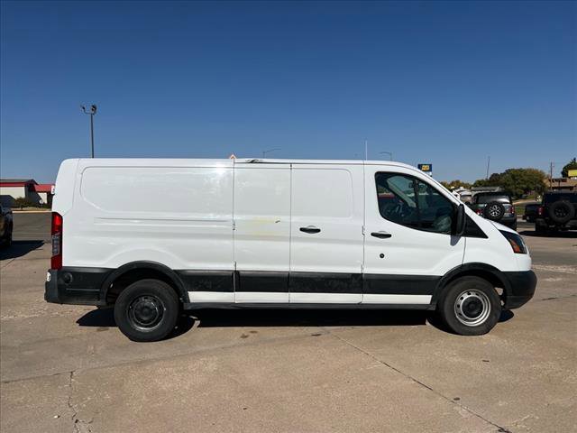Used 2017 Ford Transit 250 XL RWD image 4