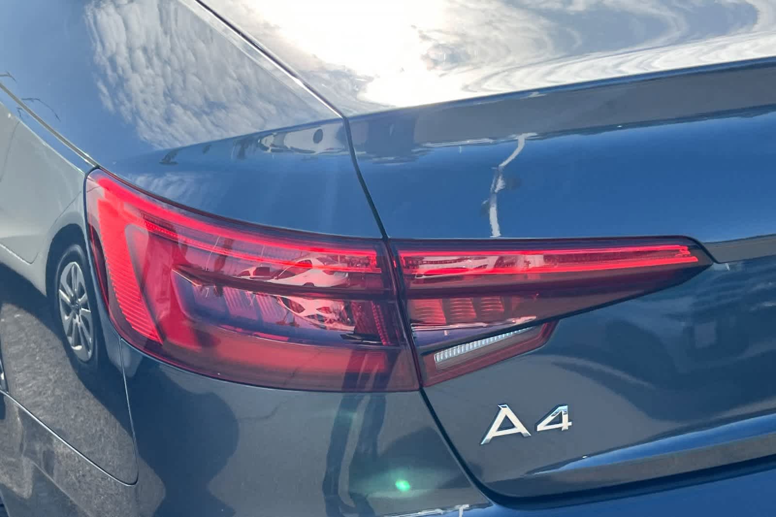 Used 2017 Audi A4 2.0T Premium AWD/4WD image 20