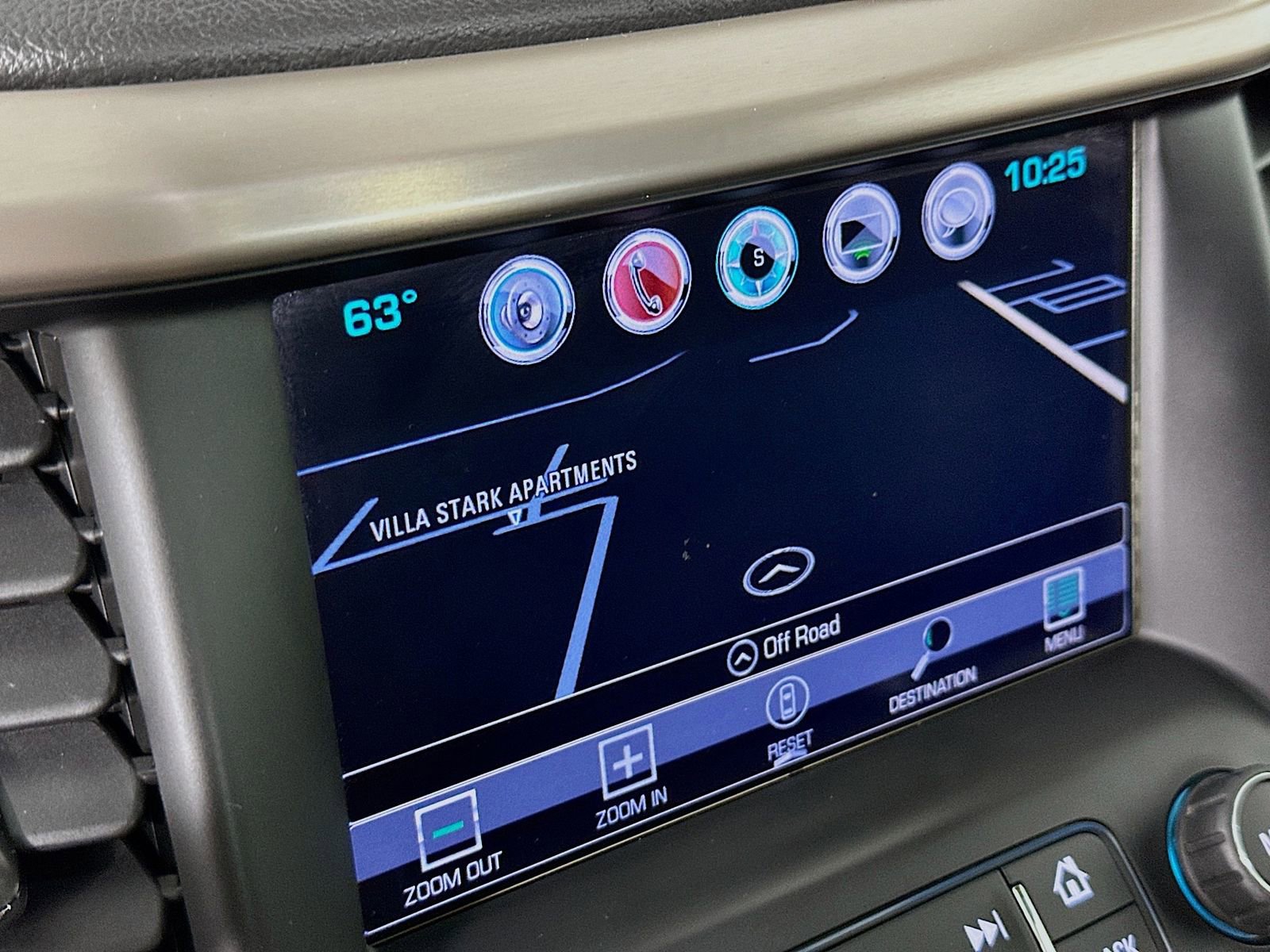 Used 2017 GMC Acadia Denali w/ Technology Package image 14