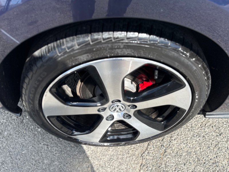 Used 2015 Volkswagen GTI Autobahn image 38