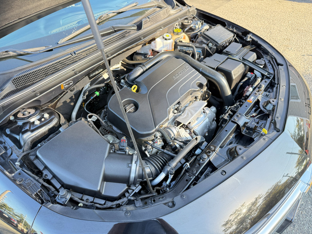 Used 2023 Chevrolet Malibu LT image 74