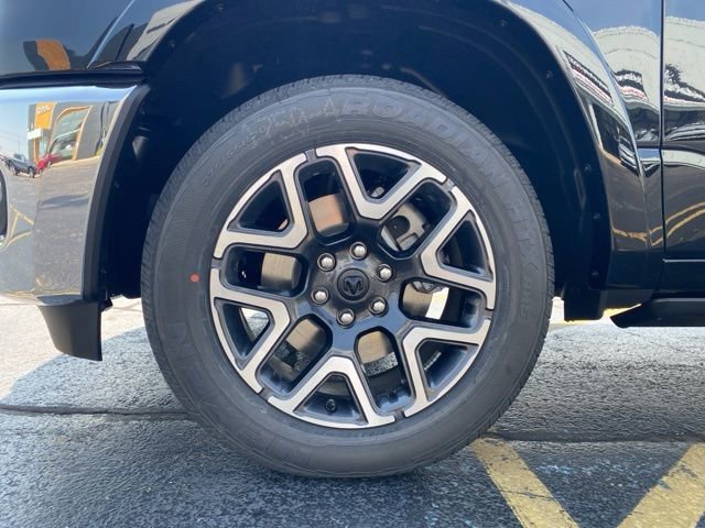 New 2025 RAM 1500 Laramie image 13