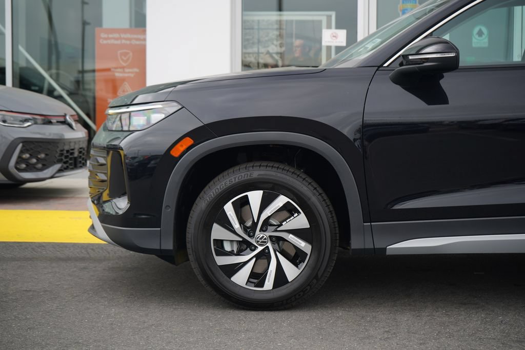 New 2026 Volkswagen Tiguan S AWD/4WD image 2