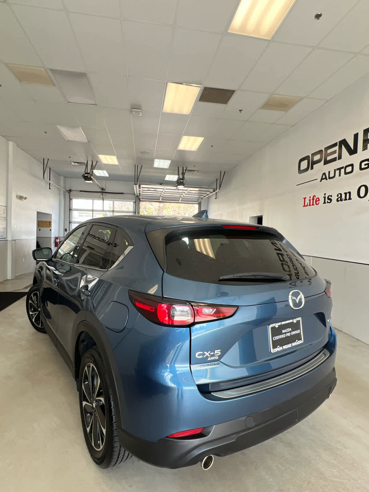 Certified 2023 MAZDA CX-5 AWD 2.5 S w/ Premium Package image 4