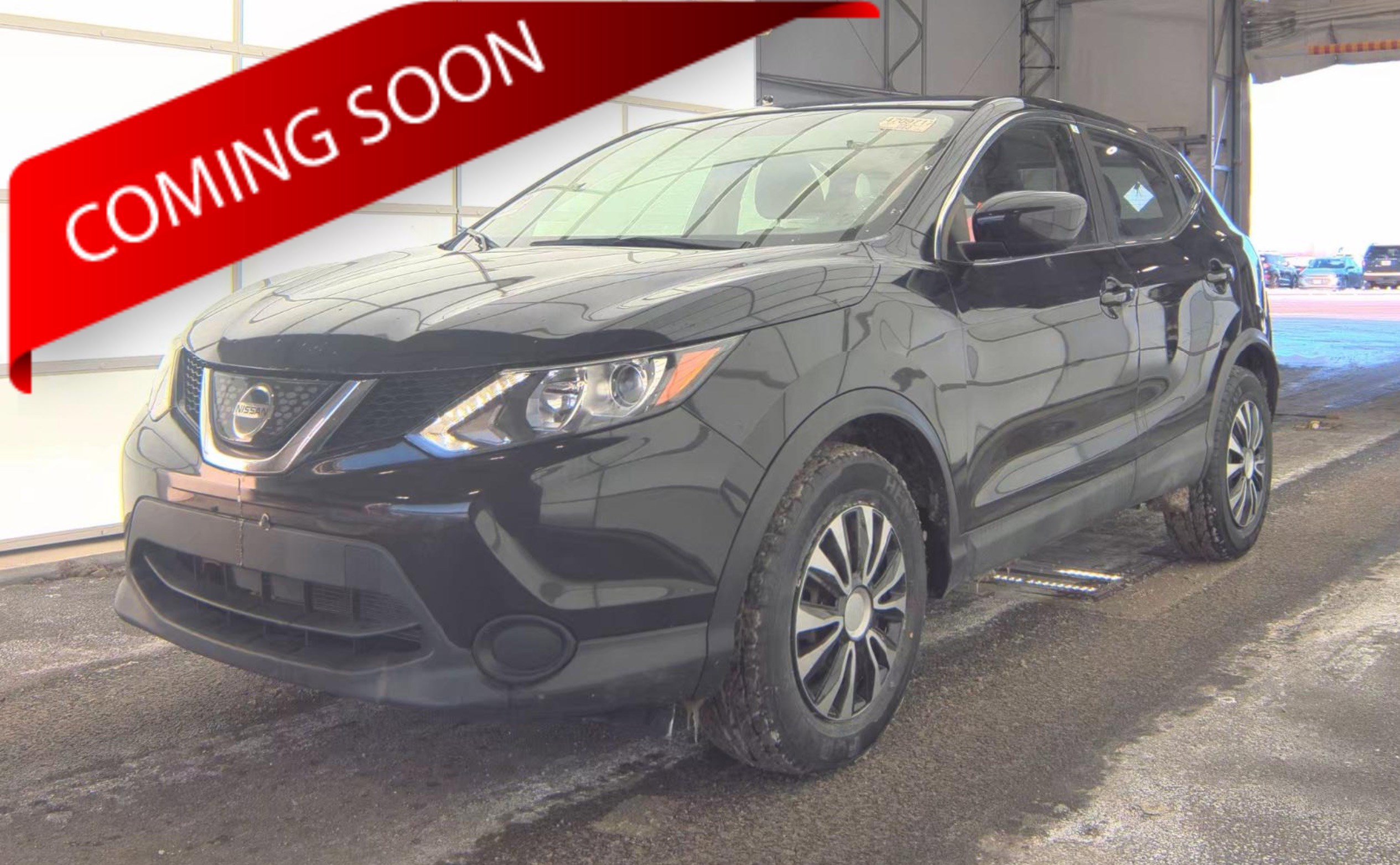 Used 2018 Nissan Rogue Sport S image 1