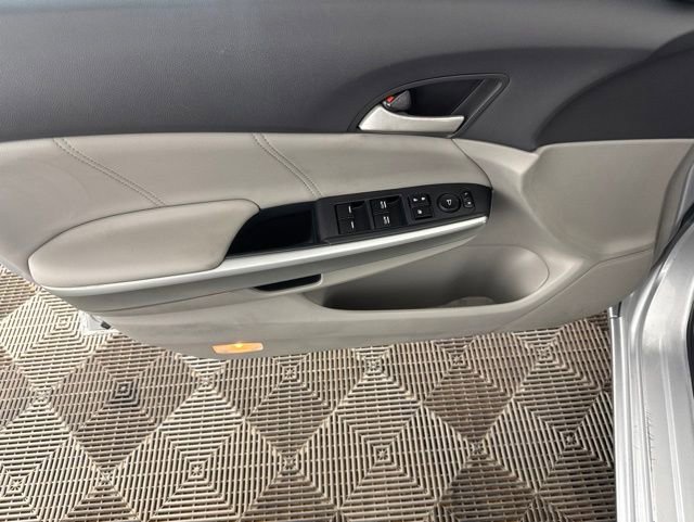 Used 2010 Honda Accord EX-L image 18