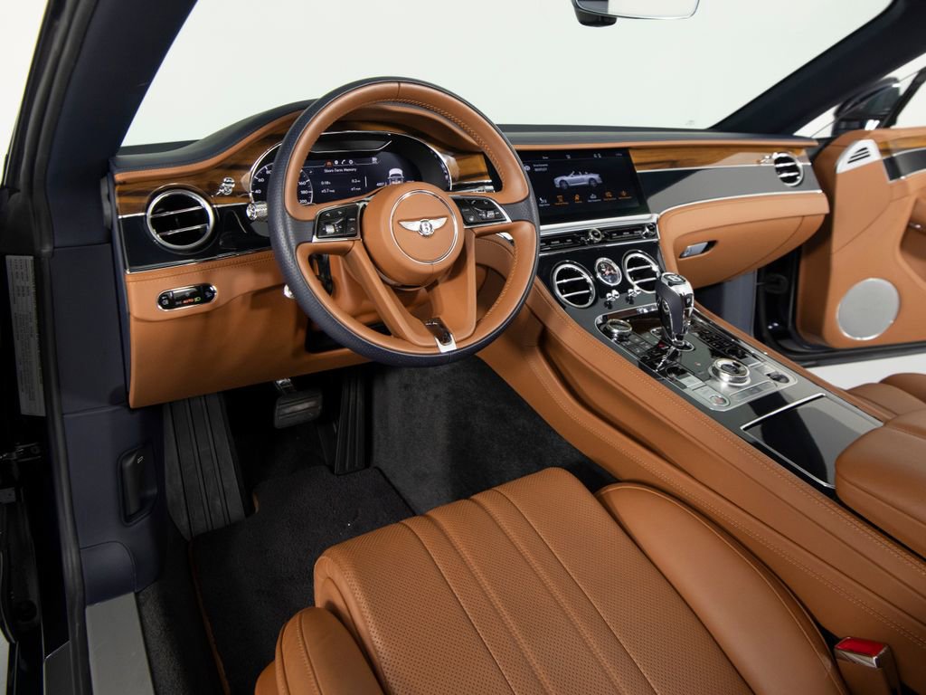 Used 2020 Bentley Continental GT AWD/4WD image 17