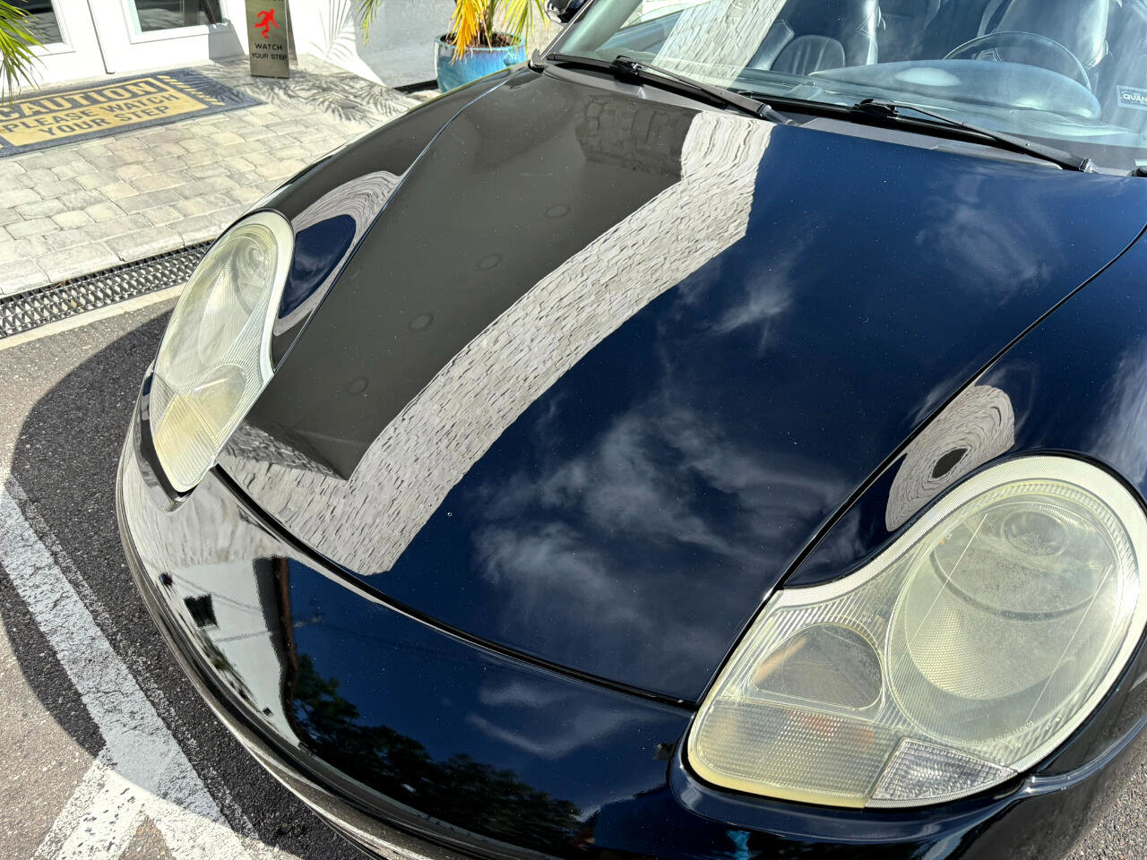 Used 2001 Porsche 911 Carrera image 14