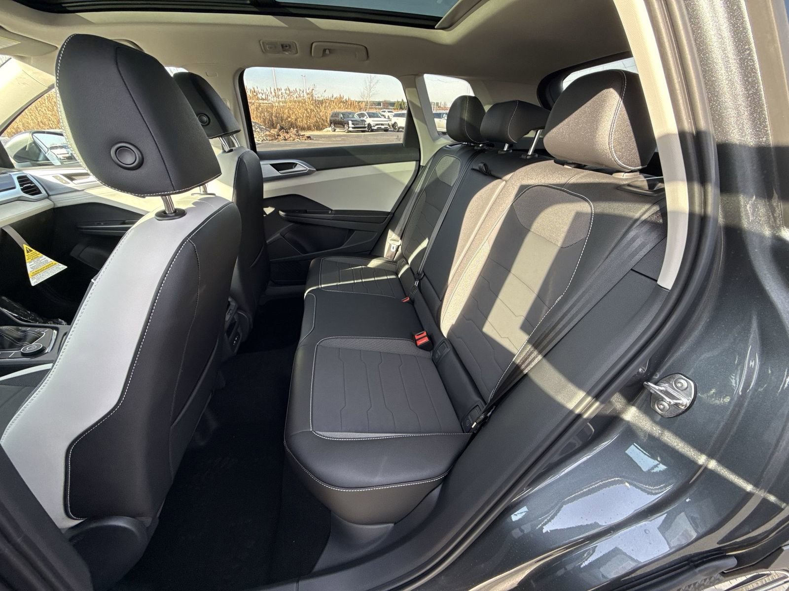 New 2026 Volkswagen Taos SE image 23