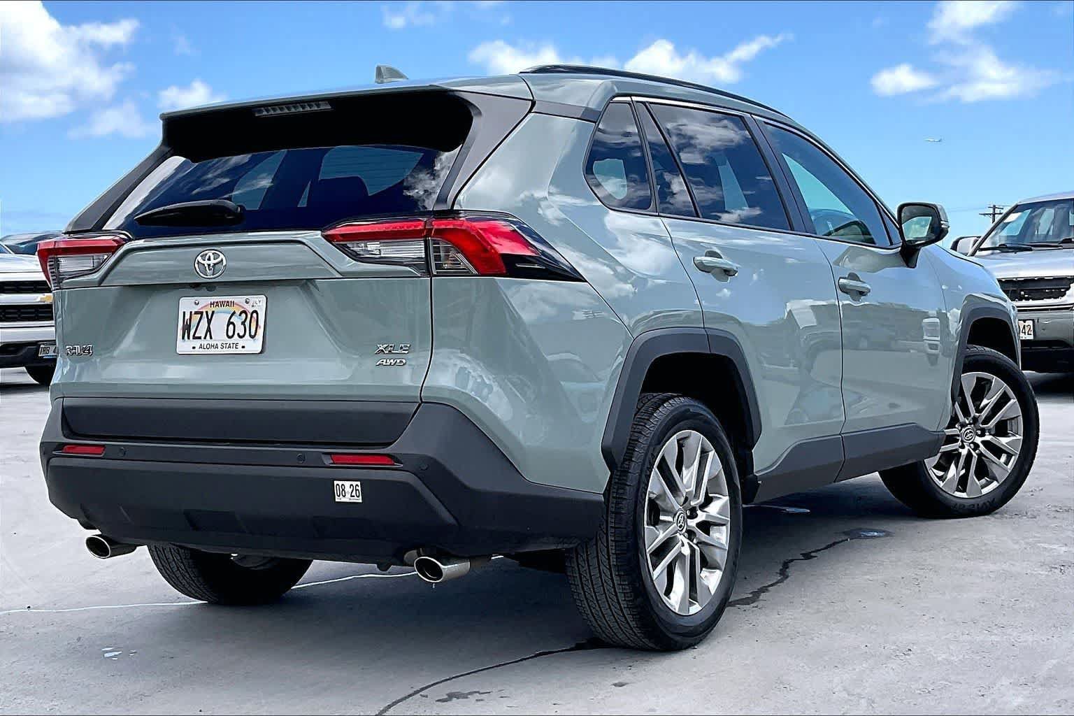 Used 2024 Toyota RAV4 XLE Premium AWD/4WD image 22