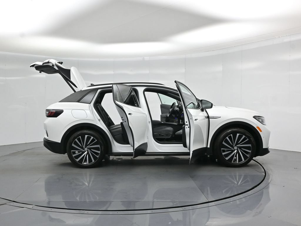 Used 2024 Volkswagen ID.4 S RWD image 5