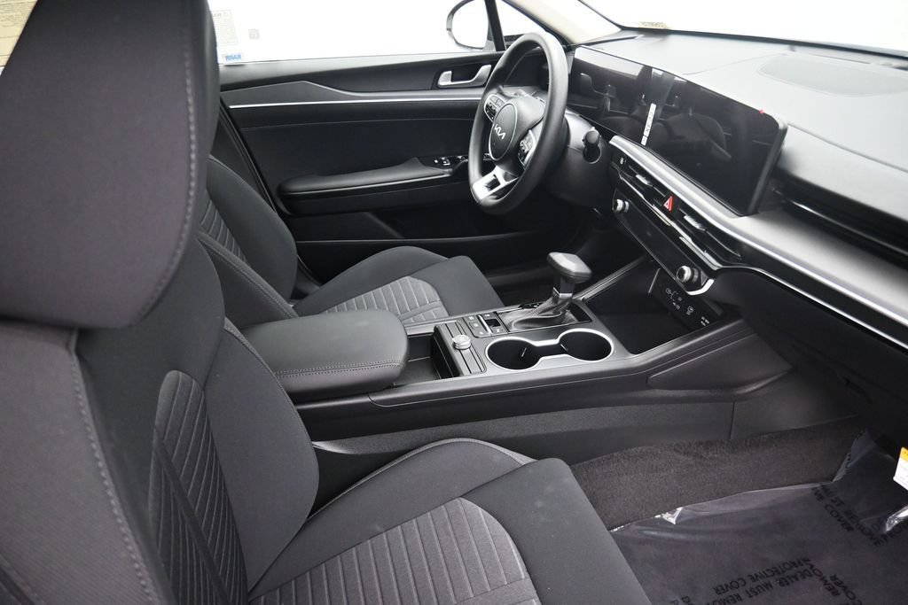 New 2026 Kia K5 LXS FWD image 18