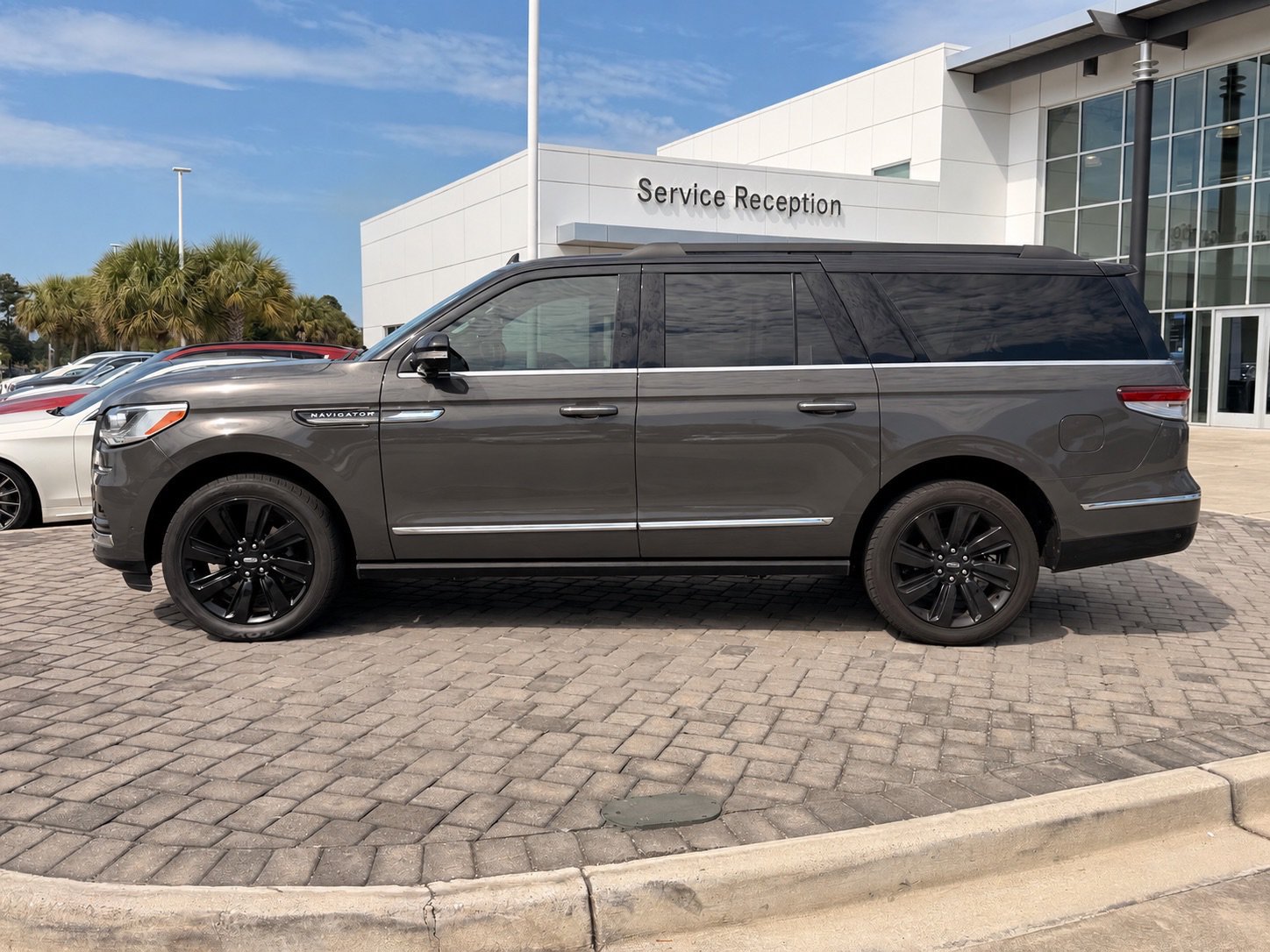 Used 2023 Lincoln Navigator L Black Label AWD/4WD image 12