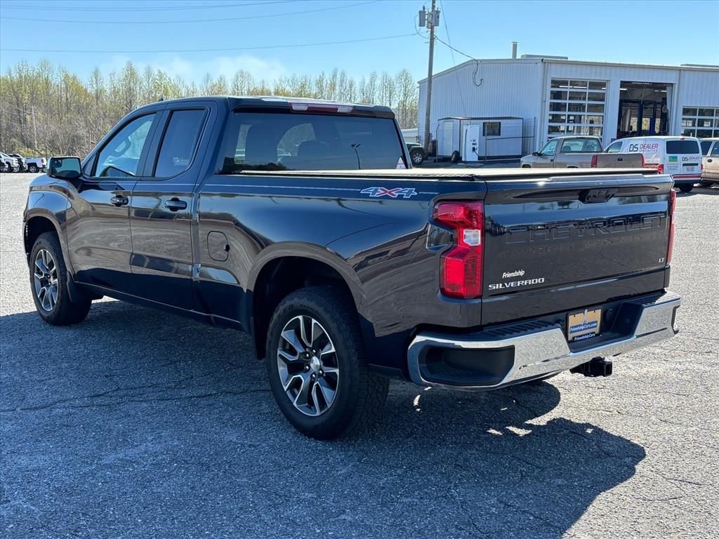 Used 2023 Chevrolet Silverado 1500 LT image 24