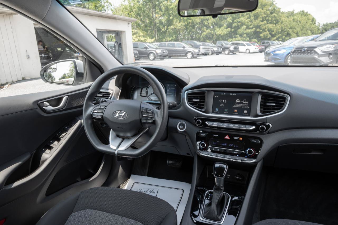 Used 2019 Hyundai Ioniq Blue FWD image 21