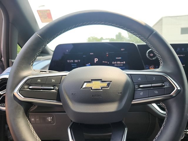 Used 2024 Chevrolet Equinox EV LT FWD image 18