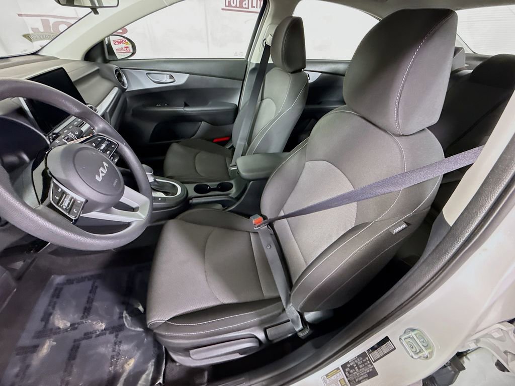 Used 2023 Kia Forte LXS FWD image 24