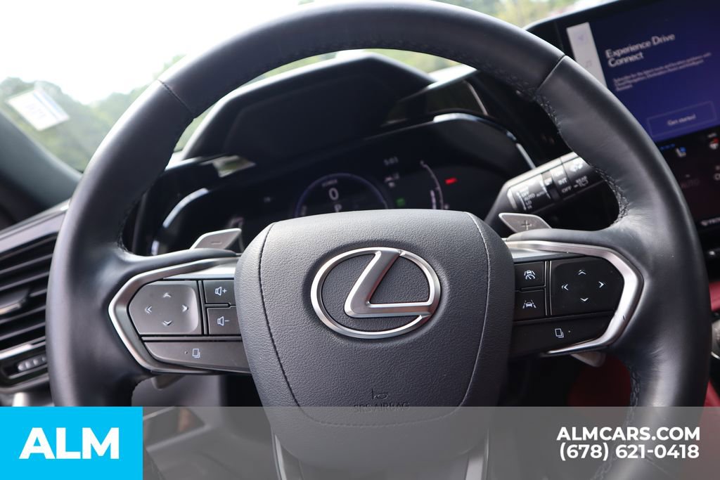 Used 2025 Lexus NX 450h+ AWD w/ Luxury Package image 32