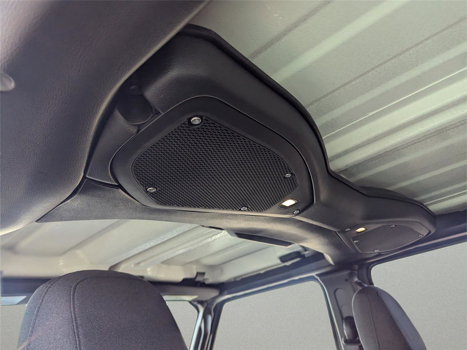 New 2025 Jeep Gladiator Sport image 21