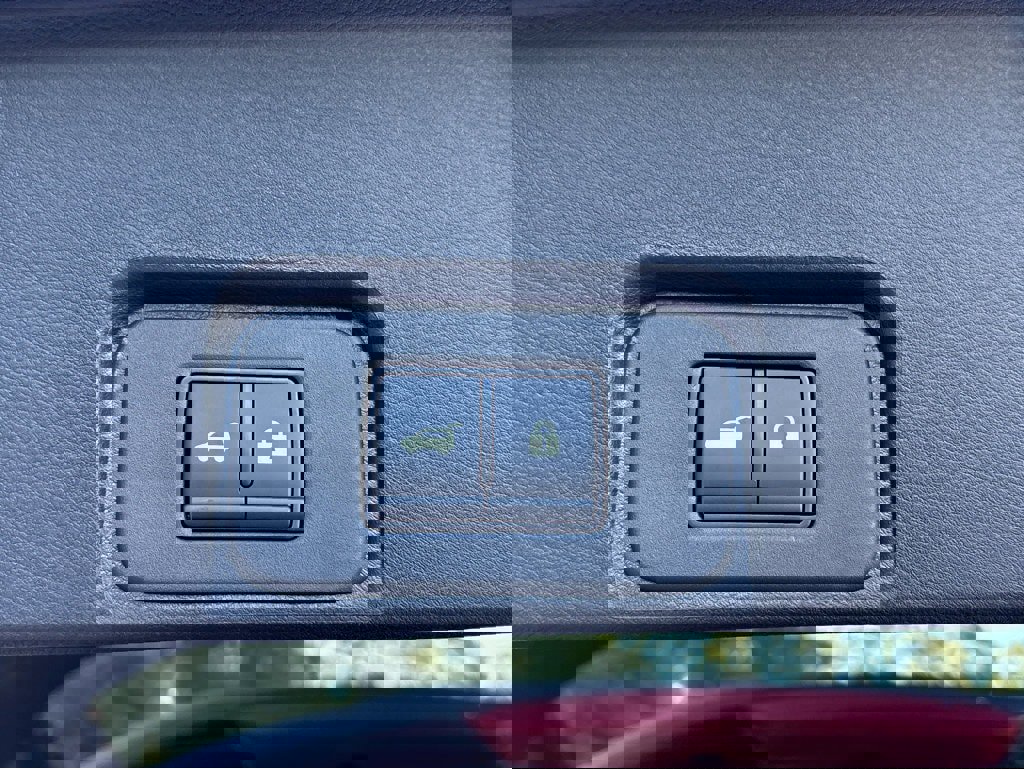 New 2026 Nissan Rogue SV w/ SV Premium Package image 7