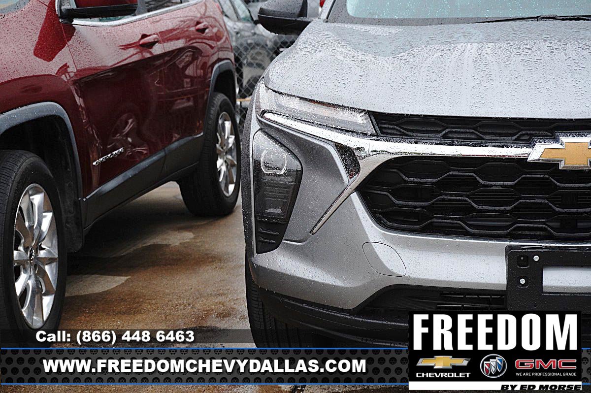 Certified 2026 Chevrolet Trax LS FWD image 8