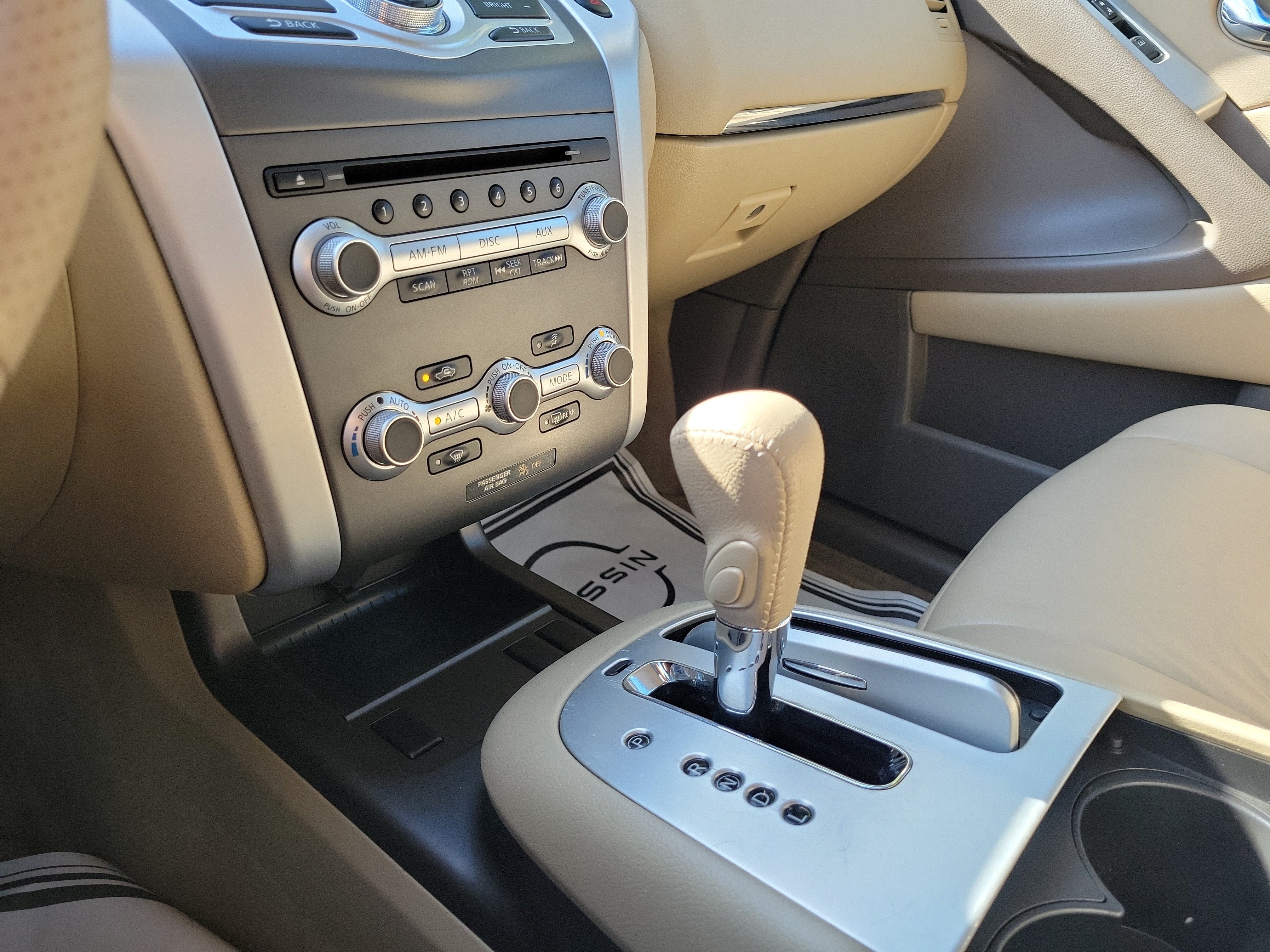 Used 2013 Nissan Murano SV FWD image 28