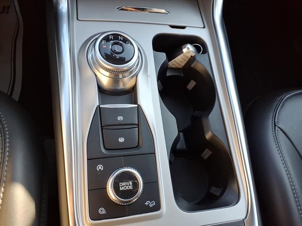 Certified 2024 Ford Explorer XLT w/ Equipment Group 202A image 24