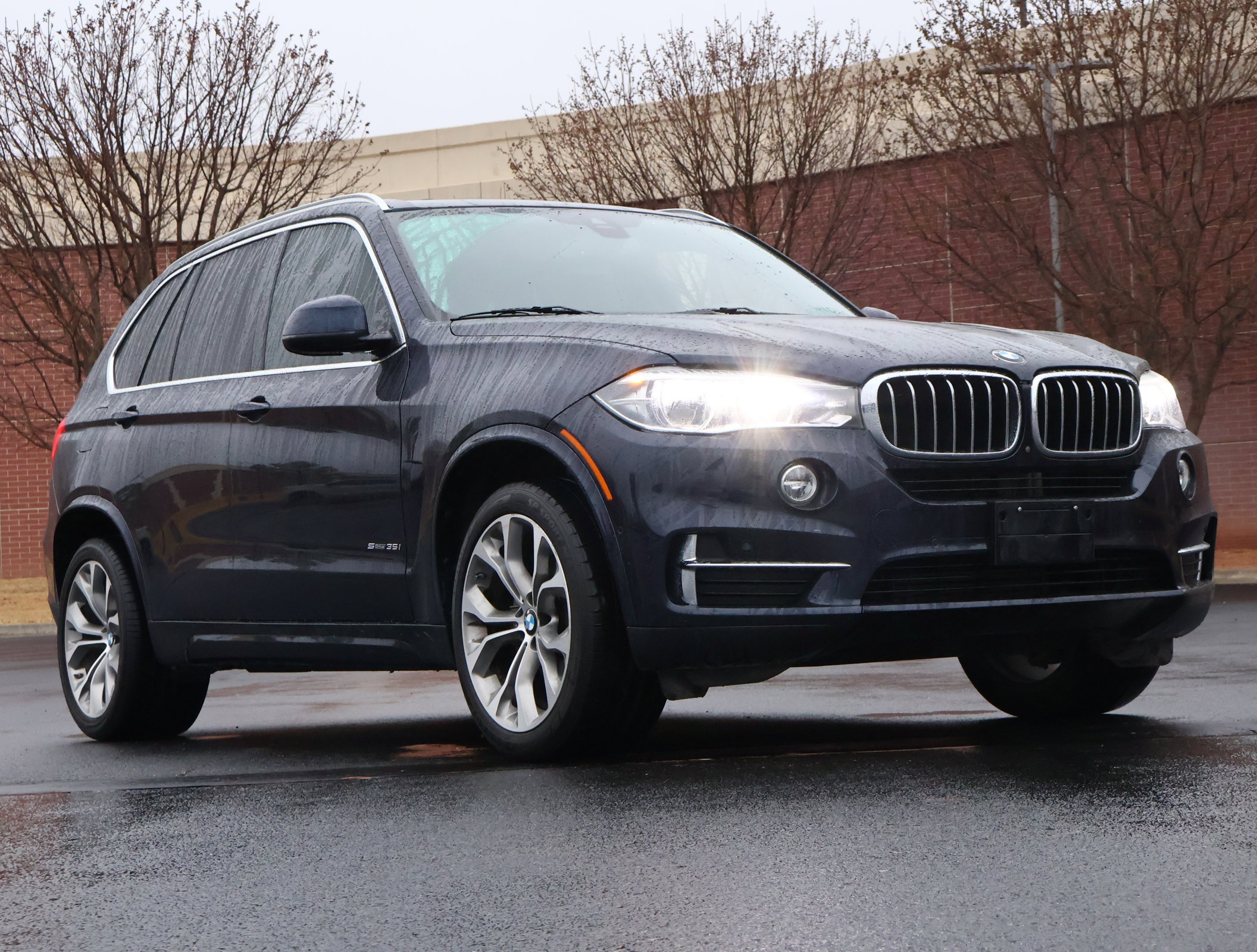 Used 2018 BMW X5 sDrive35i image 1