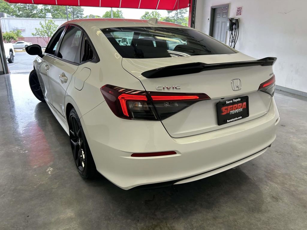 Used 2025 Honda Civic Sport image 5