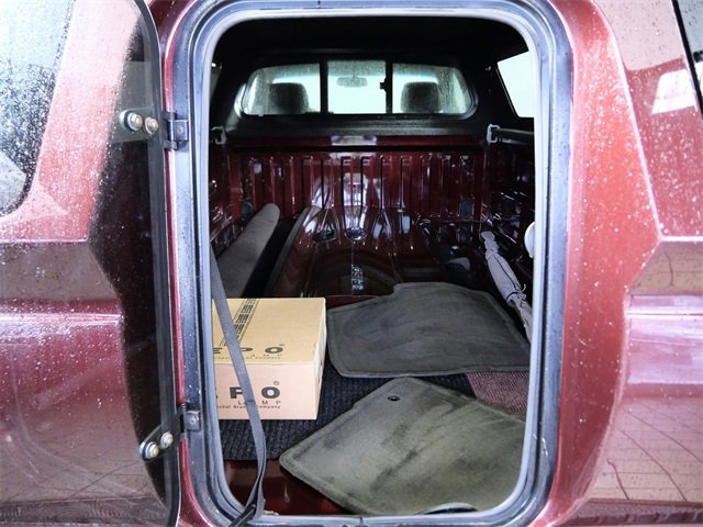 Used 2010 Ford F150 XLT image 11