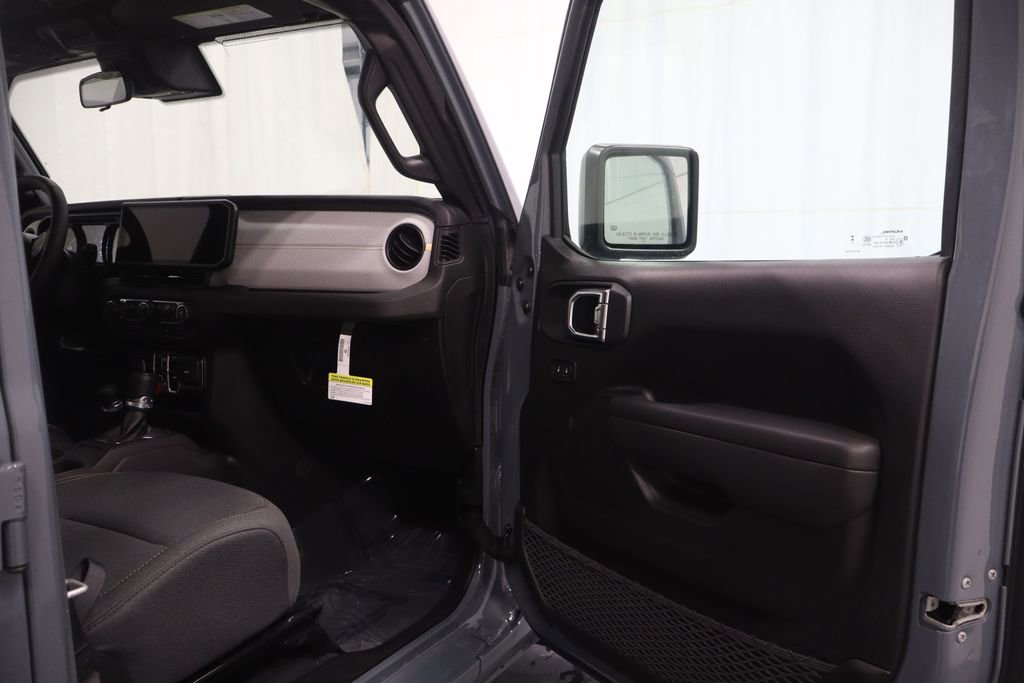 New 2025 Jeep Gladiator Sport image 14