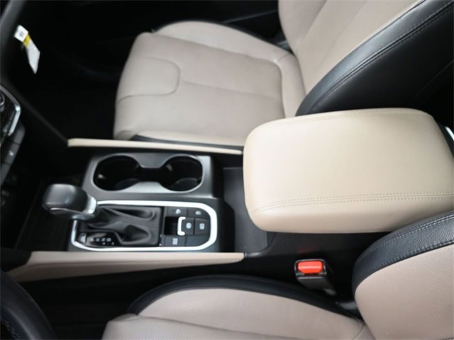 Used 2020 Hyundai Santa Fe SEL image 31