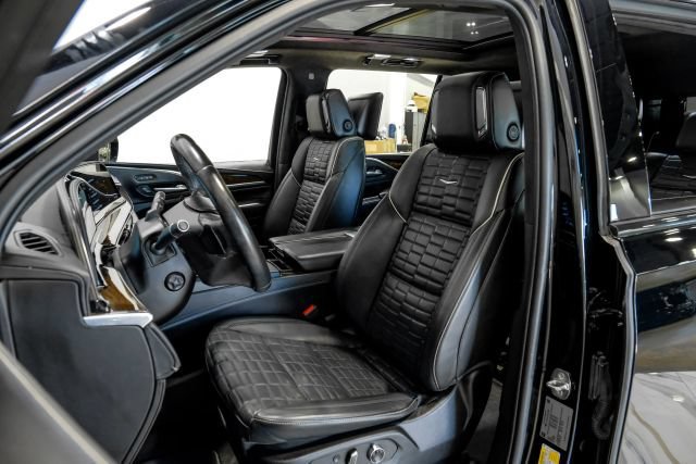 Used 2022 Cadillac Escalade ESV Sport Platinum w/ Heavy-Duty Trailer Package AWD/4WD image 51