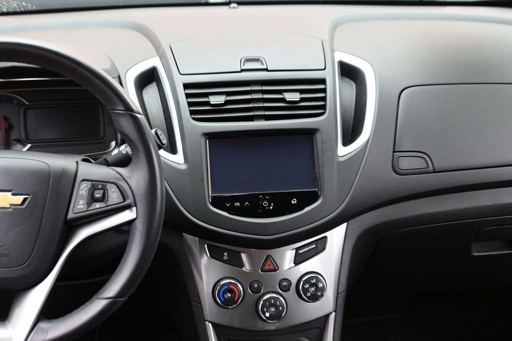 Used 2015 Chevrolet Trax LTZ AWD/4WD image 25